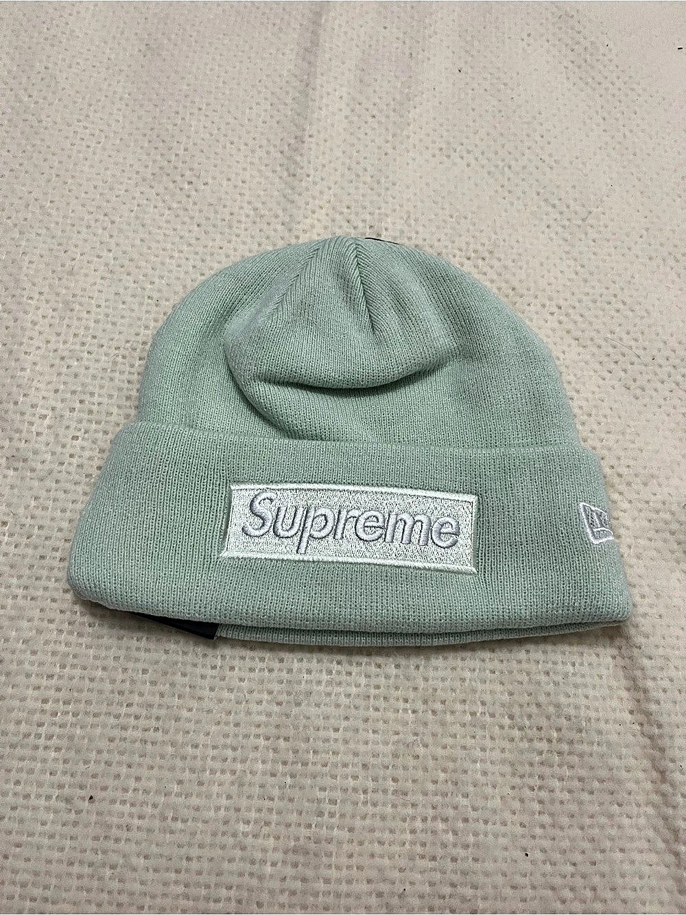 Supreme New Era Box Logo Beanie (FW23) Beanie in Green NWT